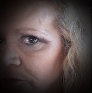 Meet your Posher, Lesa